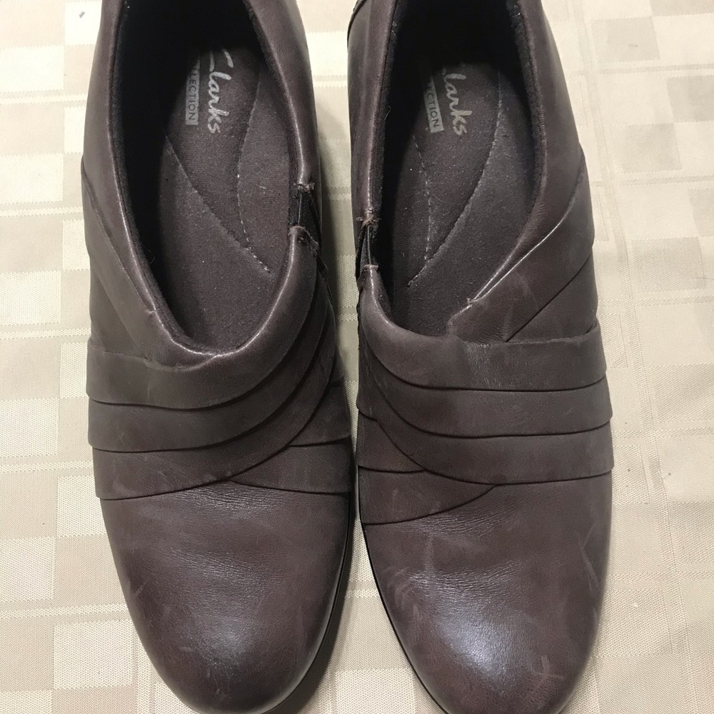 15260 Dark Brown Leather Slip‎ On 2” heel